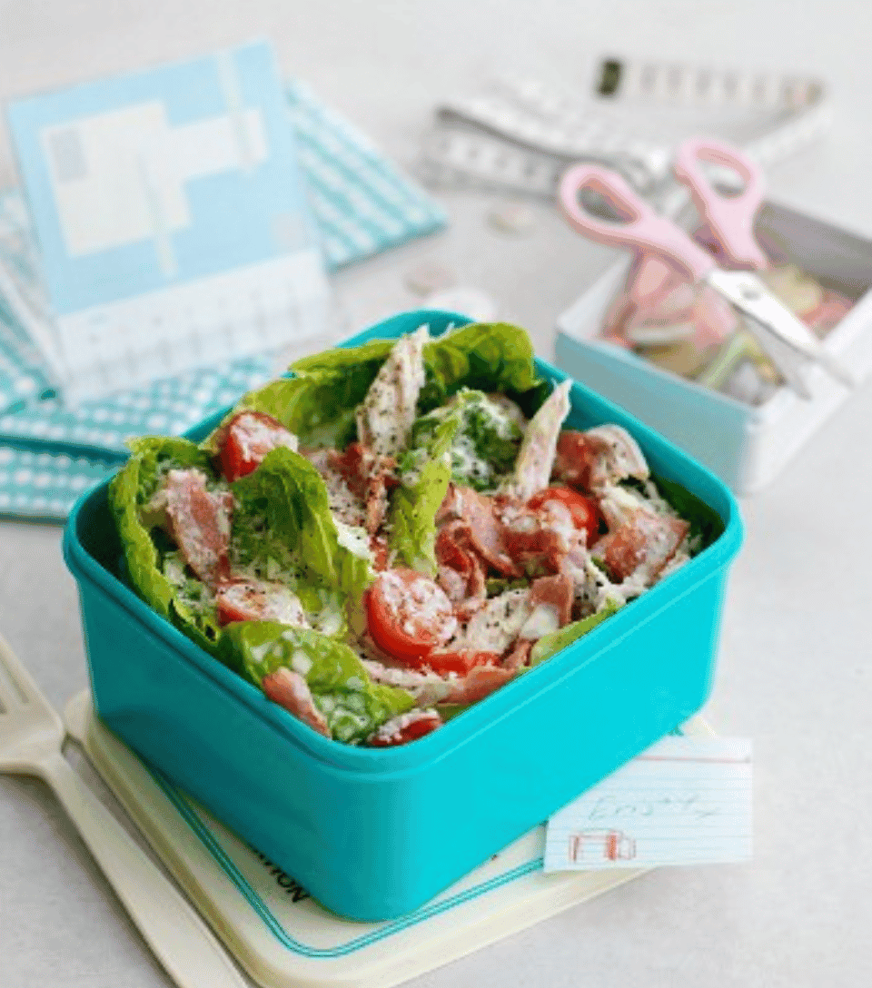 Caesar salad with chicken