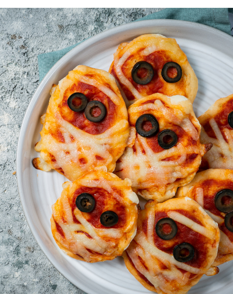 Mummy-Style Mini Pizza