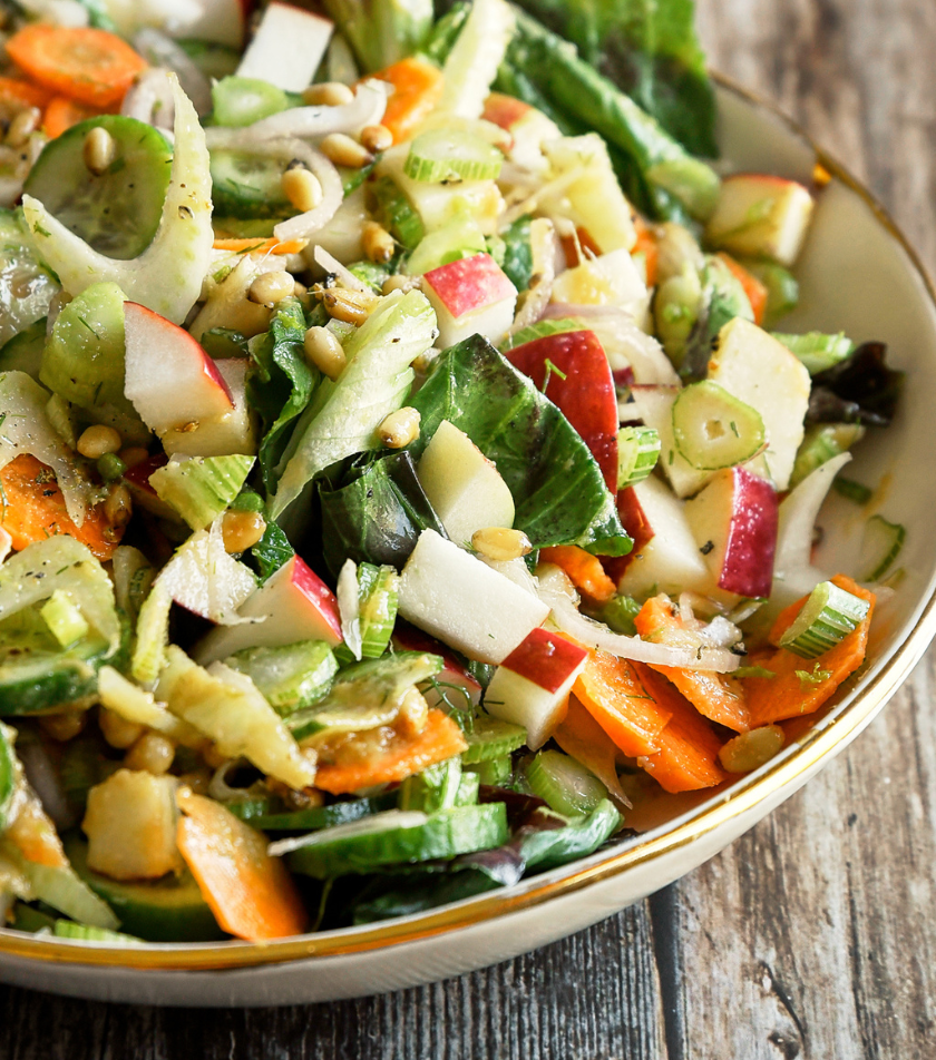Raw Vegetable and Apple Salad