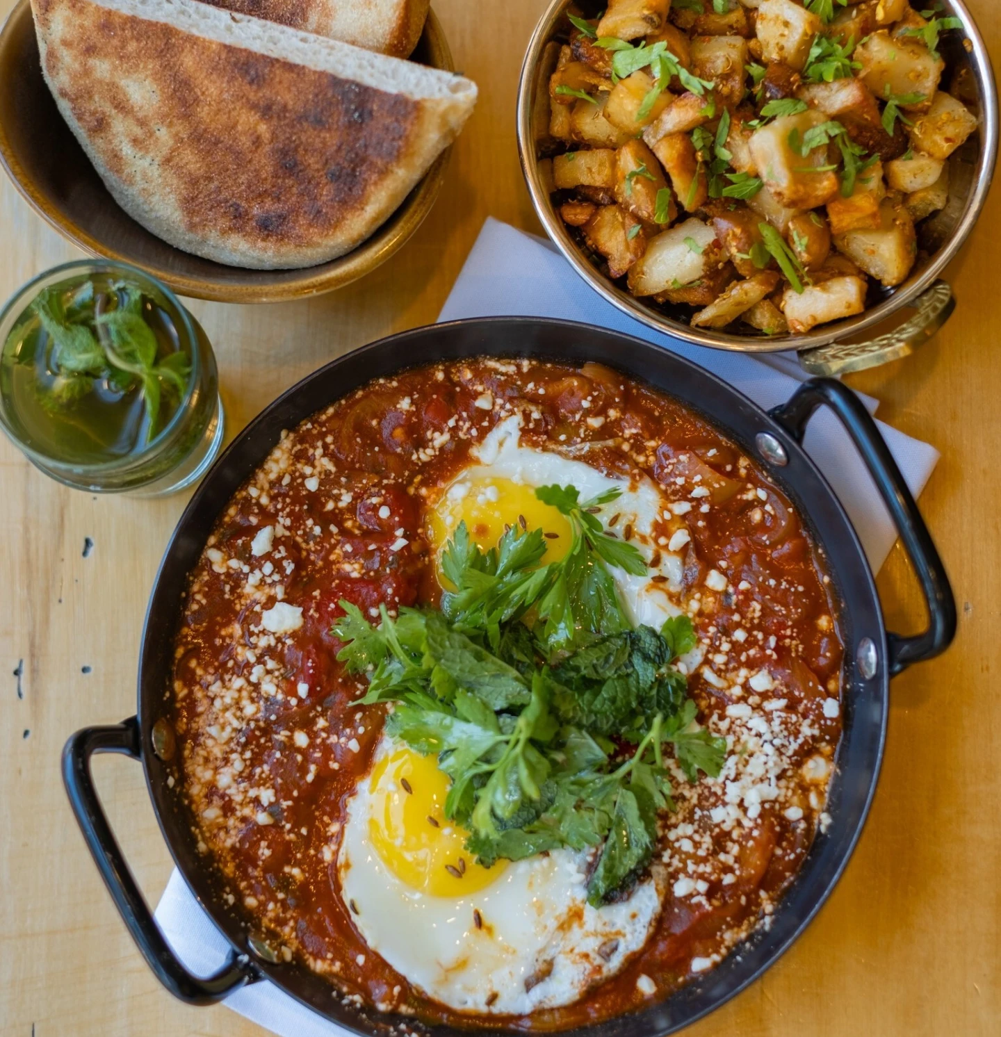 AQM Darna Bistroquet