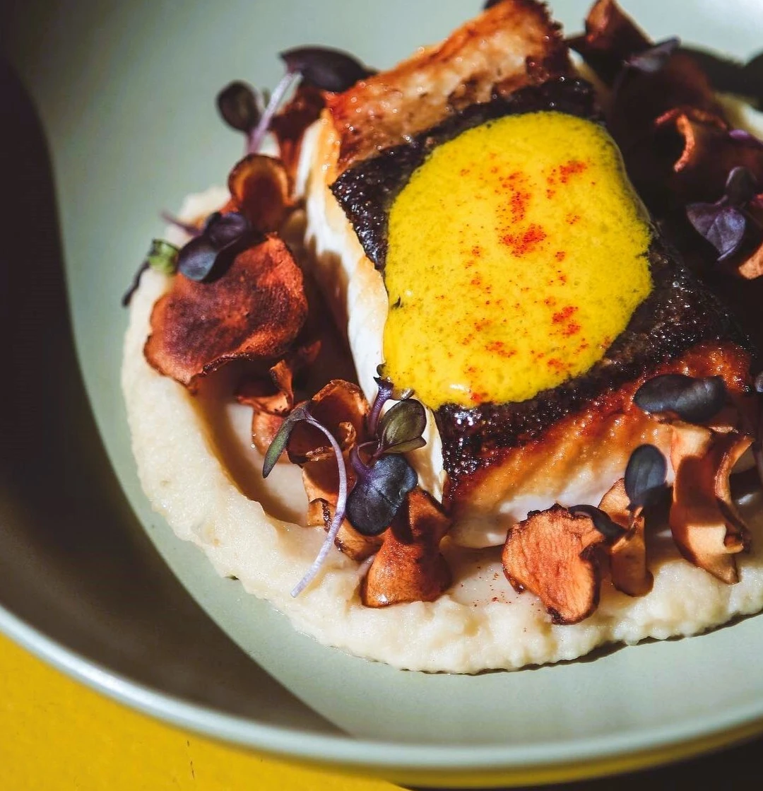 AQM Bistro L Ange Cornu