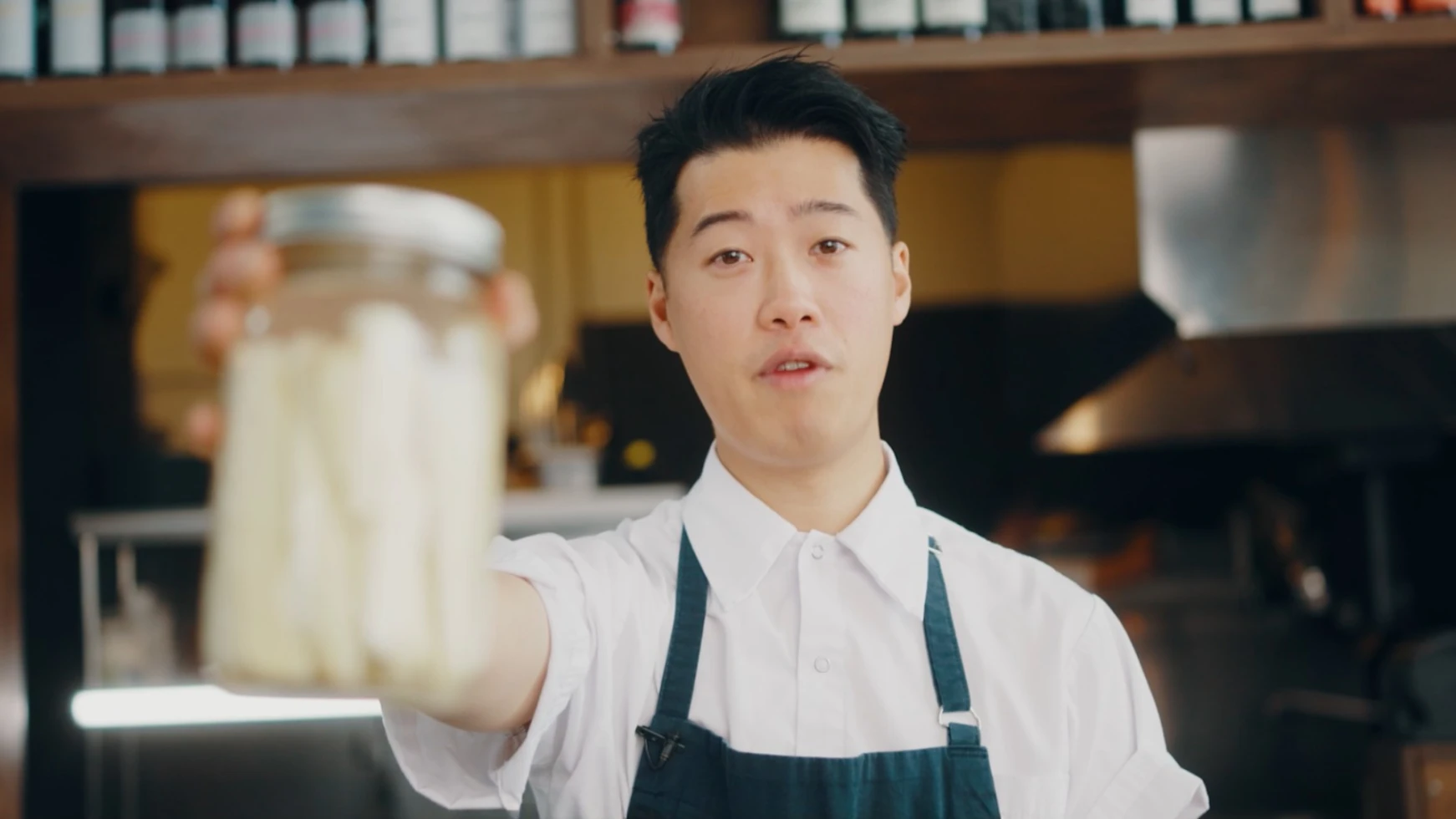 AQM Derriere Le Menu Miniature 1920x1080 Baumier Lacto