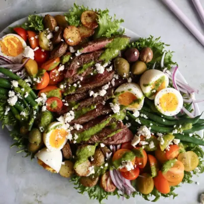 Salade nicoise au steak