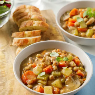 Mijote de legumes a la bourguignonne