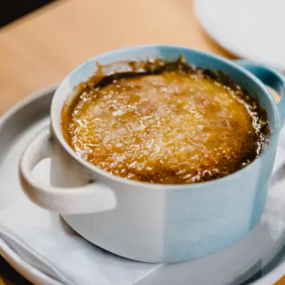 Pouding chomeur a lerable gratine