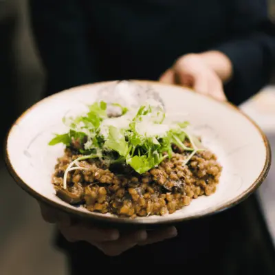 AQM Derriere le menu Orgetto 1