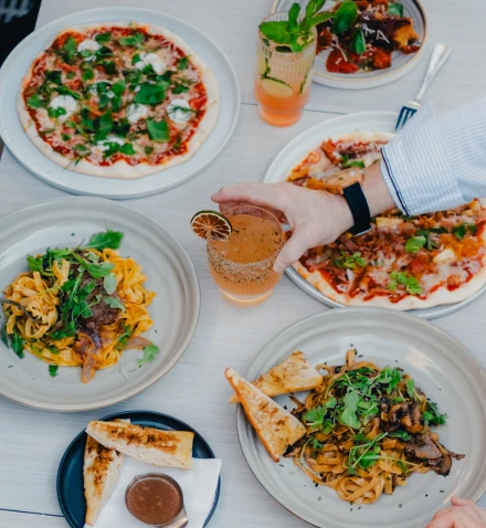 Redirection restaurant 440x478