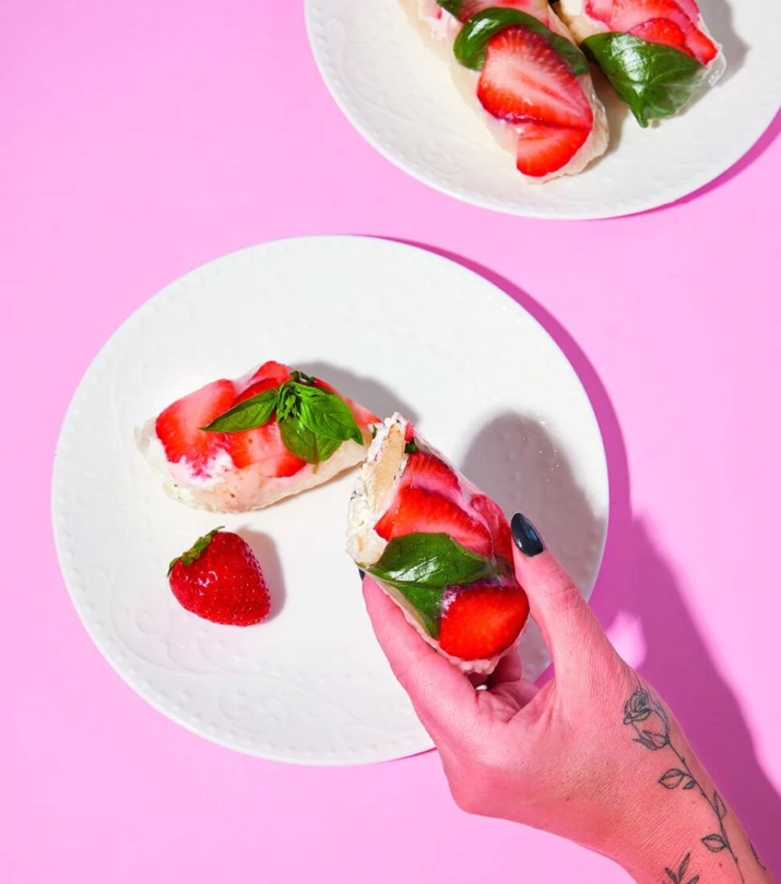 Rouleaux desserts shortcake fraises citron basilic