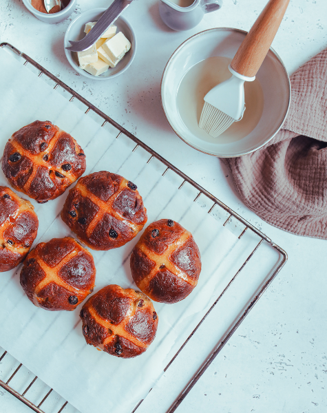Hot cross buns (brioches de carême)