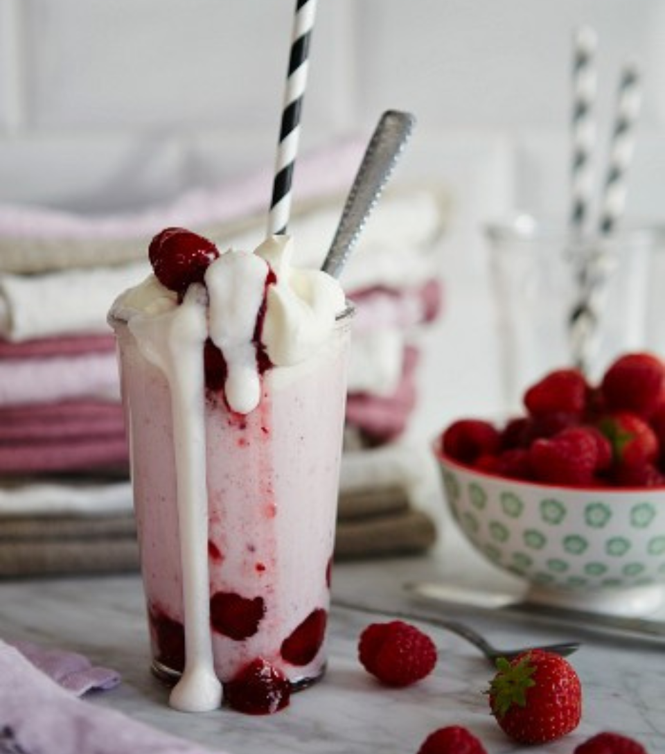 Milkshake aux fraises et framboises
